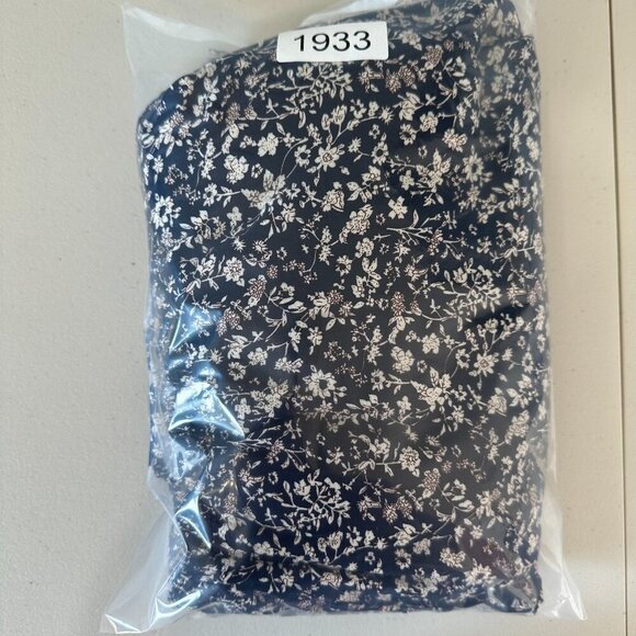 Hayden Maxi Dress Navy Blue Ditsy Floral Smocked Waist Size 1XL - Picture 11 of 11